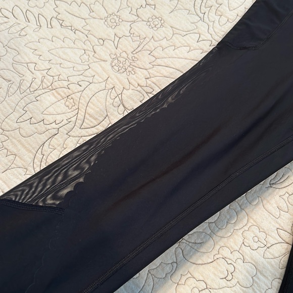 Victoria’s Secret Total Knockout Tight - Picture 2 of 4